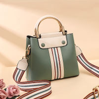 【CW】Contrast Color Bucket Bag For Women Soft Leather Messenger Bag Multi-Layer Shoulder Crossbody Bag Wide Strap Portable Handbag S.กระเป๋า