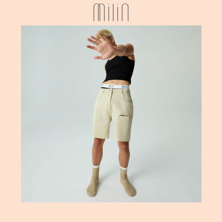 milin-high-rise-with-belt-hoops-denim-กางเกงยีนส์ขาสั้น-bermuda-slit-shorts-beige