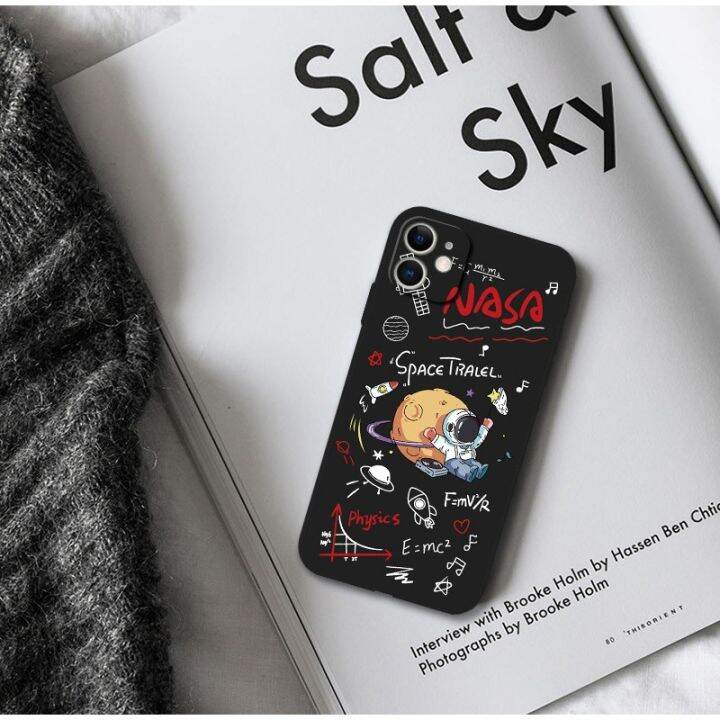 เคสโทรศัพท์มือถือแบบนิ่ม-ลายนักบินอวกาศ-nasa-สีดํา-เคสไอโฟน-สําหรับ-iphone-12-14-xr-xs-6s-7-8-x-13-mini-se2020-เคสโทรศัพท์