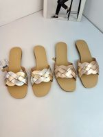 [British royal century-old product row] soft woven outerwear large size casual sandals open-toed beach flip-flops for women 【QYUE】