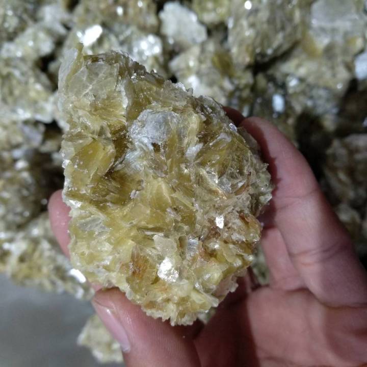 หินไมก้าหยาบธรรมชาติ200กรัมหินหินคริสตัล-lepidolite