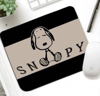 SNOOPY GB แผ่นรองเม้าส์ แผ่นรองเมาส์ เมาส์ สี่เหลี่ยม ลาย SNY GB นุ่มมือ ขนาด 21 x 26 cm สวยงาม น่าใช้งาน งานสวย งานดี มีบริการเก็บเงินปลายทาง NOEYNEST