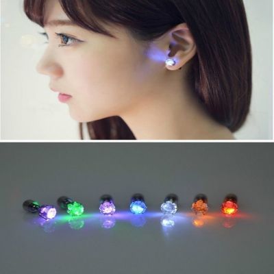 Light Up LED Bling Ear Stud Earrings Korean of Flash Zircon Ear Earrings Accessories for Party Women Christmas EarringsTH
