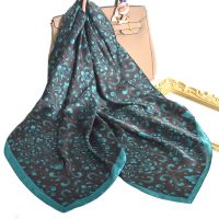 YUNBOBO Fashion Scarf 110x110cm Square Scarf Printed Scarf women Lady Shawl