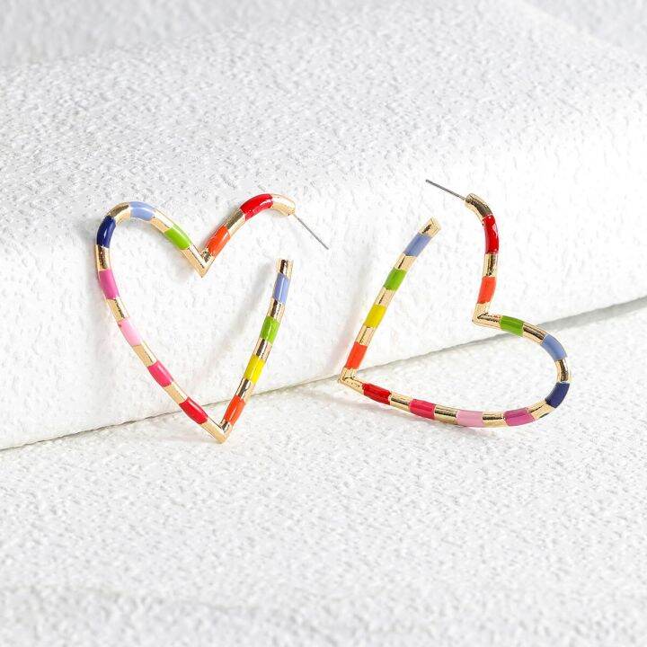 ผู้หญิงที่หายไปหลายสีใหม่รักหยดต่างหูสำหรับผู้หญิงเสน่ห์บุคลิกภาพเครื่องประดับงานเลี้ยงสำหรับผู้หญิงขายตรง