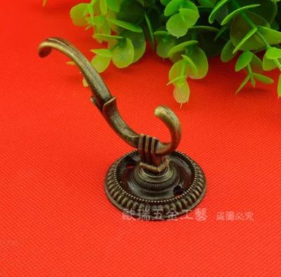 ◊☄۞ A30 Hardware accessories Zinc alloy Cloth Hooks Vintage Wall Hook Hanger For Bathroom home storage accessories