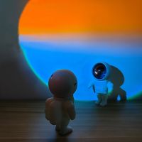 Wholesale Cosmonaut Sunset Projection Lamp For Room Party Decoration Kids Girl Boy New Year Gifts Astronaut Rainbow Projector Night Lights