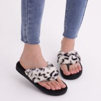 Comwarm Fashion Fur Flip Flops Women New Winter Luxury Plush Slippers Ladies Casual Cozy Floor Flats Home Non-slip Slipper 2023