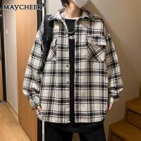 MAYCHEER   เสื้อโค้ทของเสื้อเชิ๊ตชายลายสก็อตแจ็คเก็ตเสื้อเชิ้ตลำลองหลวมหล่อ