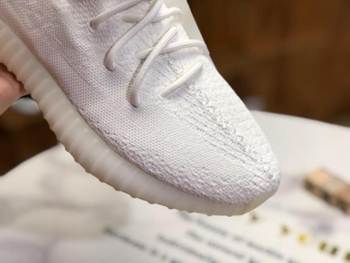 counter-genuine-adidas-yeezy-boost-350-v2-mens-and-womens-sports-sneakers-a170-รองเท้าวิ่ง-the-same-style-in-the-mall