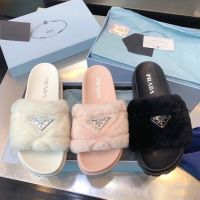 2023 new furry slippers furry sandals and slippers pradaˉflat-bottomed all-match slippers thick-soled muffin fairy outerwear womens slippers