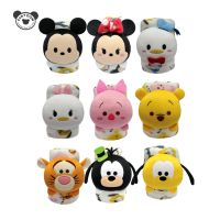 Disney Tsum Tsum หมอนผ้าห่ม ผ้าห่มม้วนเก็บได้ ผ้าห่ม เอาไว้สำหรับพกพา ม้วนพับเก็บง่าย  ลาย ดิสนีย์ ซูม ซูม(สินค้าลิขสิทธิ์แท้)