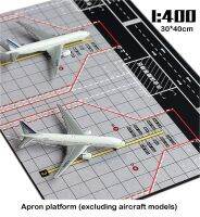 Miniature 1:400เครื่องบินสนามบินผ้ากันเปื้อนนิทรรศการแพลตฟอร์ม Dual ที่นั่ง Woodiness 40*30ซม.