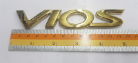 Logo Vios งานพลาสติก พร้อมกาวติด สี ทอง 13 cm toyota