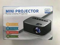 mini projector มินิโปรเจคเตอร์ สีเหลือง มือสอง สภาพ 100% ซื้อมาลองใช้ครั้งเดียว