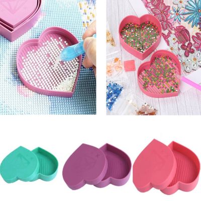 【CW】 3pcs Capacity Painting Tray w/ Lid Handwork Round Rhinestone Plastic Beading Plate Embroidery Acce