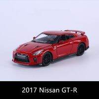 【support】 1:24 2017 Nissan GTR อุปกรณ์ตกแต่งของเล่นแบบชุดสะสมศิลปะทำมือโมเดลแบบจำลองรถจากโลหะอัลลอยด์ของขวัญ