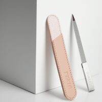 ตะไบเล็บสแตนเลส U-DELI Nail File ทนทาน 12.5cm  พร้อมซองหนัง ใช้งานได้ 2ด้าน ตะไบเล็บลับเหลี่ยม แคะเล็บ ลับคม ช่วยจัดทล็บเข้าทรง เข้าซอกขอบเล็บได้