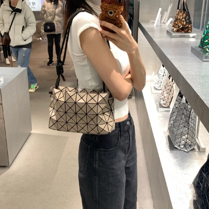 Loop Matte crossbody bag, Bao Bao Issey Miyake