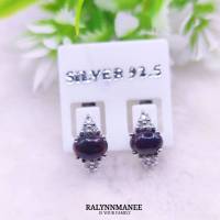 N6424 ต่างหูพลอยแบล็คโอปอลแท้  ( Black opal ) แบบอิงลิชล็อค ตัวเรือนเงินแท้ 925 ชุบทองคำขาว