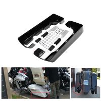 Motorcycle Saddlebag Extension Cover For Harley Tou Road King Electra Glide Ultra-Classic Street Glide 1997-2013