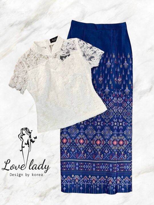 2xl-4xl-ส่งฟรี-ชุดไทย-งานป้าย-love-lady-เสื้อลูกไม้-ผ้าถุง-ชุดไทยประยุกต์-ชุดผ้าไทยไปงาน-ชุดไปงานบวช-ผญ-ชุดไทยผู้หญิง-ชุดเจ้าสาว