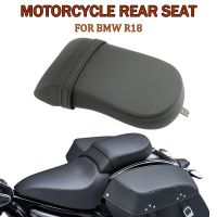 ผ้าคลุมเบาะที่แขวนเครื่องประดับหนังเทียมสีดำแบบล้อม Kursi Belakang Motor สำหรับ BMW R18 2020