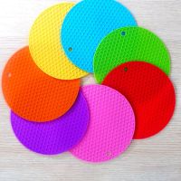 【CW】 Multifunctional Round Resistant Silicone Cup Coasters Non-slip Pot Holder Table Placemat Accessories