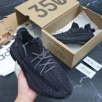 รองเท้าอดิดาส Yee Zy Boost 350  (36-48EU)  พื้นนุ่มสวมใส่สบาย รองเท้าวิ่ง รองเท้าวิ่งมาราธอน  รองเท้าผ้าใบผญ รองเท้าผ้าใบผช รองเท้าอีซี่ 32A056 สินค้านำเข้า ราคาถูก