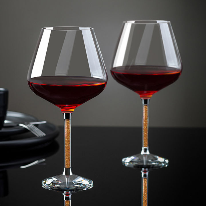 แก้วไวน์เบอร์กันดีกระจกขนาดใหญ่ไม่มีตะกั่วแก้วไวน์คริสตัลสีแดงแบบสร้างสรรค์ชุดแก้วไวน์สนุกๆ