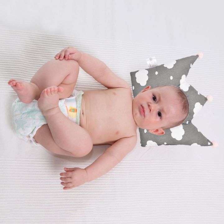 newborn-baby-pillow-cute-cartoon-crown-with-pom-pom-baby-forming-pillow