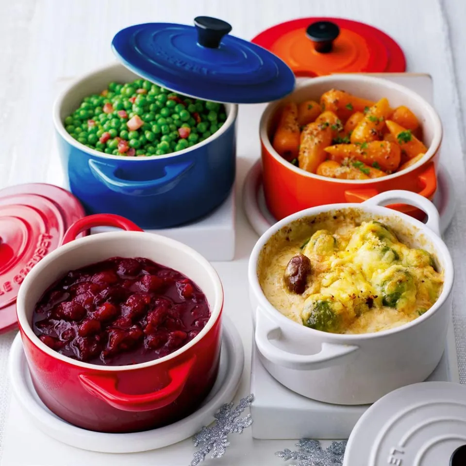 Le Creuset Stoneware Mini Round Cocotte