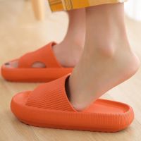 【CW】 Men Slippers Beach Slides Soft Sole Sandals Fashion Anti-Slip Flip-Flops Ultra-Light Couple Shoes