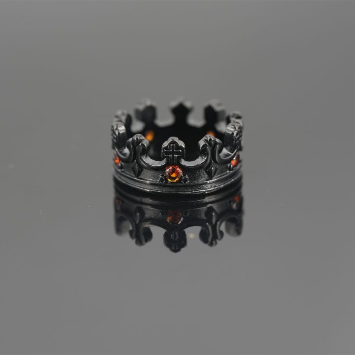 แหวนสแตนเลสเพชรสำหรับผู้ชายทันสมัยไม่ซีดแหวนไทเทเนียมรูปมงกุฎเหล็กย้อนยุคไม่ซีดแหวนกางเขนสไตล์เย็น