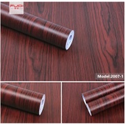 HCMCuộn 5M x 45cm decal giấy dán tường có sẵn keo giả ván nâu đỏ TG2003