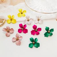 【YF】⊕▪✧  Korean Small flower Stud Earrings women fresh and sweet Statement Earring 2019 Fashion Jewelry