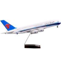 2023 โมเดลเครื่องบิน China Southern Airlines 380 โมเดลเครื่องบินโดยสารรุ่นมาตรฐานพร้อมล้อของขวัญสร้างสรรค์โมเดลเครื่องตกแต่งบ้าน