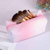 【CW】♤❈  Womens Makeup Leather Gradient Color Perfume Storage Toiletry