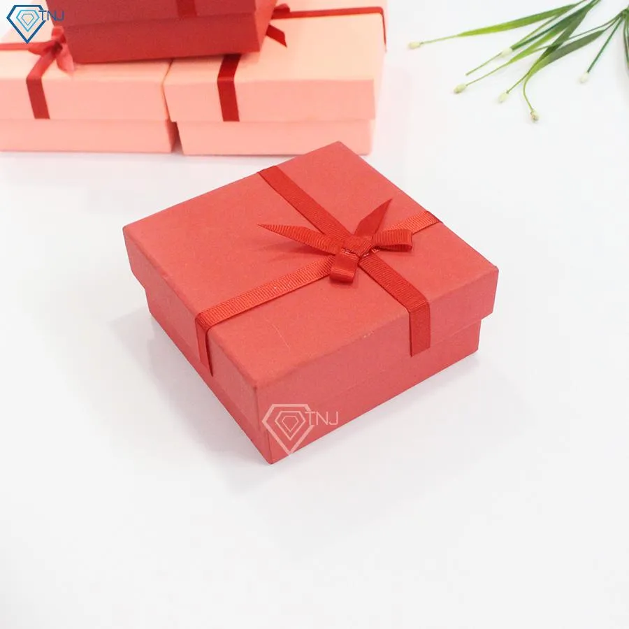 Hộp quà, hộp quà, hộp quà sinh nhật, noel 2010 đẹp sang trọng kèm xốp và thiệp Trường An Jewelry Lazadavn