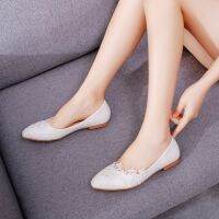 Crystal Queen Ballet Flats White Lace Wedding Shoes Women Casual Pointed Toe Plus Size 43