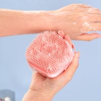 Silicone shower brush can hold shower gel liquid multifunctional pet baby shower shampoo brush massage scrubbing brush