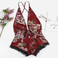 [COD] and new deep V sexy sling floral short chest bow tie print loose jumpsuit