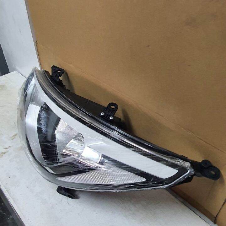 Headlight Assembly Hyundai Accent 2016 Lazada PH
