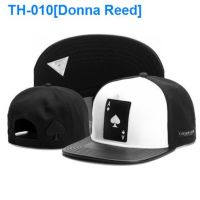 ☍ Donna Reed The embroidery caps hip-hop dance cap Europe and the United States skateboard cap flat along the street hipster sun sun sun hat