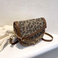 Personalized leopard print ins niche design summer small bag female 2023 new trendy semi-circular messenger saddle bag 【BYUE】