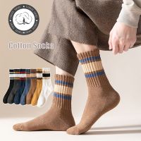 【Sock shop】ฤดูหนาวหนาผู้ชายถุงเท้าผ้าฝ้ายแฟชั่นลายถุงเท้ากีฬาที่มีคุณภาพสูงถุงเท้ายาวสบายๆผู้ชาย39; S เบาะขี่จักรยานถุงเท้า5คู่