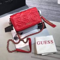 กระเป๋าสะพายข้าง GUESS FACTORY WOMENS Crossbody Bag กระเป๋าสะพายข้างรุ่นใหม่ชนช้อป