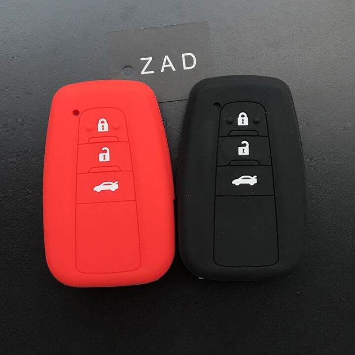 npuh-silicone-car-key-cover-case-for-toyota-corolla-rav4-camry-70-chr-prado-150-highlander-key-holder-accessories-fob-2019-2020-2021