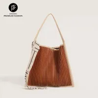 [PLOVER niche design, pleated tote bucket bag, versatile one-shoulder underarm bag, female texture, large capacity,PLOVER niche design, pleated tote bucket bag, versatile one-shoulder underarm bag, female texture, large capacity,]