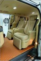 พรมปูพื้นรถยนต์6D HYUNDAI GRAND STAREX VIP. สีน้ำตาลอ่อน เต็มคัน สวยงาม เรียบหรู หนานุ่ม